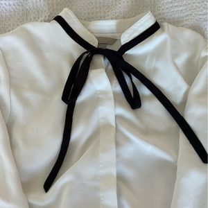 adorable LS work shirt - size 0 🤍🖤